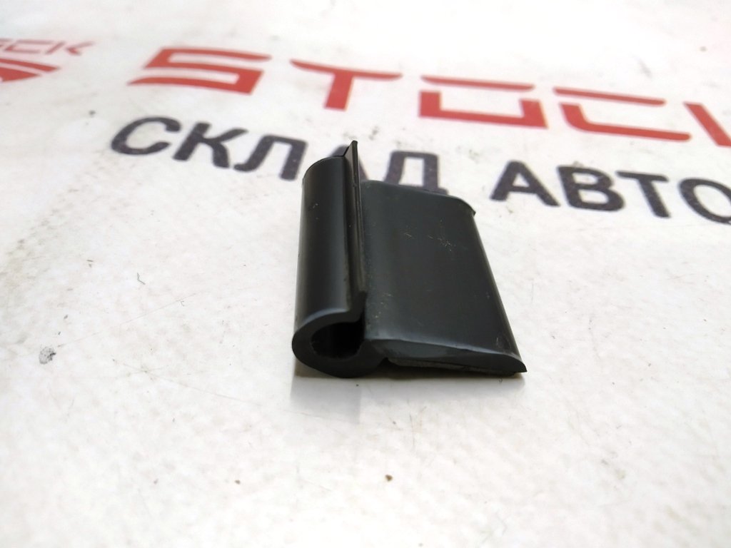 6 Suport pentru fixarea plasticului de sub capotă la aripa Tesla model S, model S REST 1012944-00-D